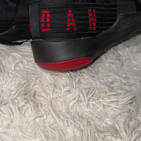 Jordan Black and Red Shoes - Picture 7 of 13